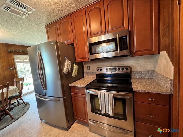 2002 Patricia Street, Copperas Cove, TX 76522