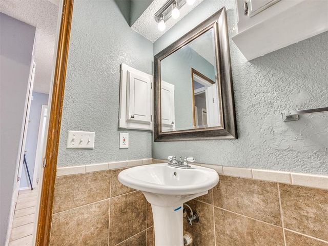 5608 Darla Drive, Oklahoma City, OK 73135