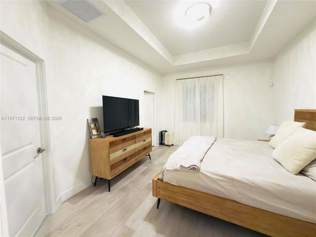 10945 SW 235th Ln, Homestead, FL 33032