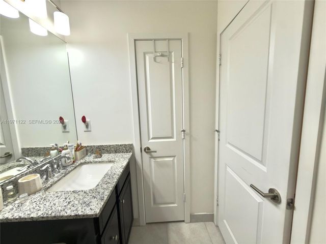 10945 SW 235th Ln, Homestead, FL 33032