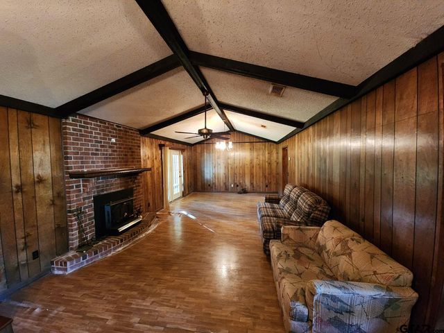 214 FM 1819, Wells, TX 75976