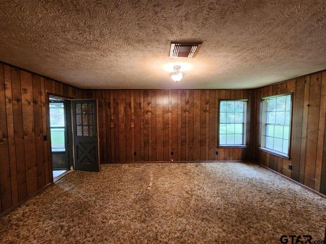 214 FM 1819, Wells, TX 75976
