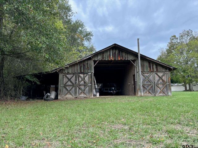 214 FM 1819, Wells, TX 75976
