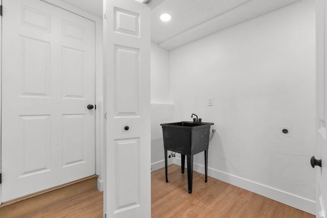 1928 W SIR TIMOTHY AVE, Salt Lake City, UT 84116