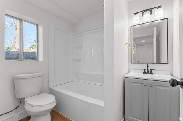 1928 W SIR TIMOTHY AVE, Salt Lake City, UT 84116