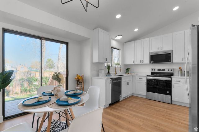 1928 W SIR TIMOTHY AVE, Salt Lake City, UT 84116