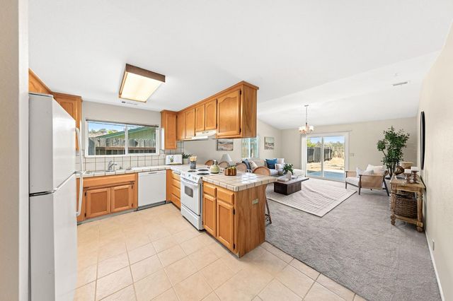4819 Summit View Dr, El Dorado, CA 95623