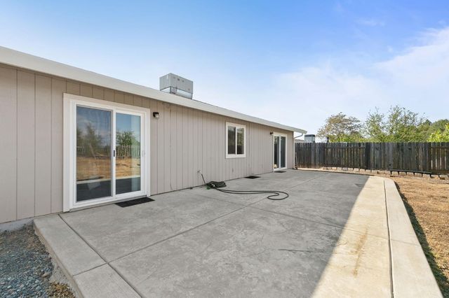 4819 Summit View Dr, El Dorado, CA 95623
