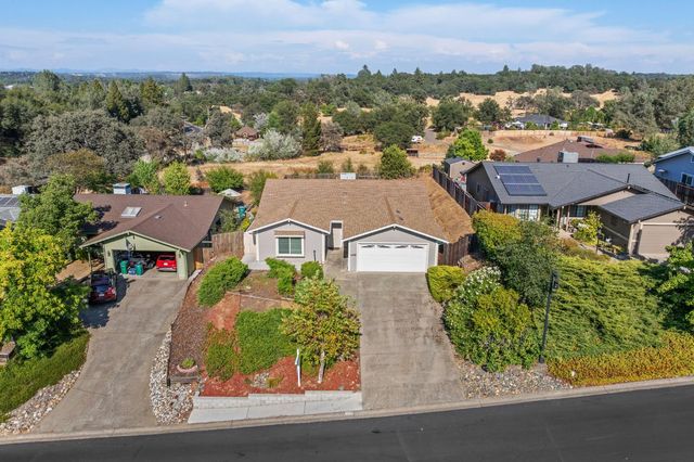 4819 Summit View Dr, El Dorado, CA 95623