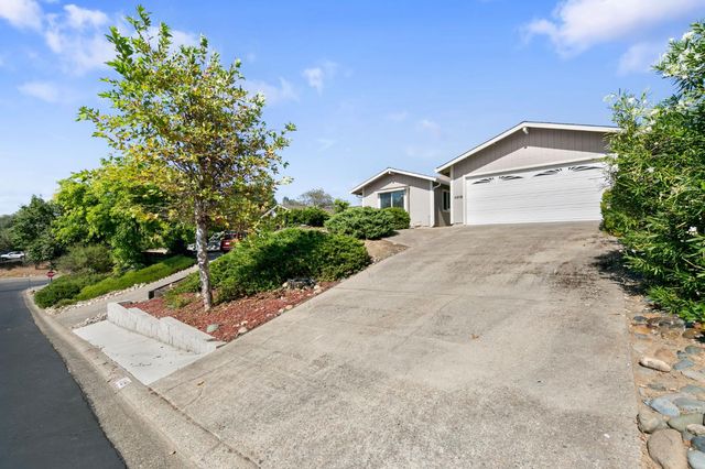 4819 Summit View Dr, El Dorado, CA 95623