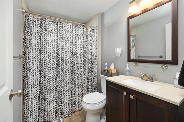 5 Halsey Road, Woonsocket, RI 02895