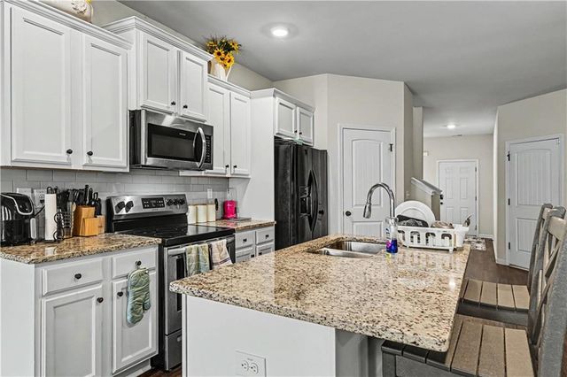 11703 Brightside Parkway, Hampton, GA 30228