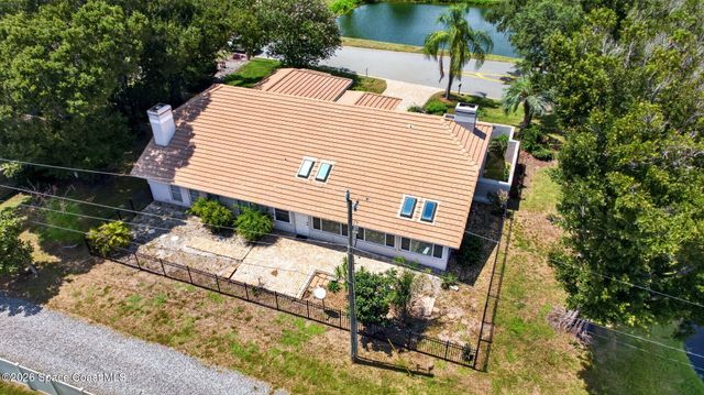 101 Island Grove Drive, Merritt Island, FL 32952