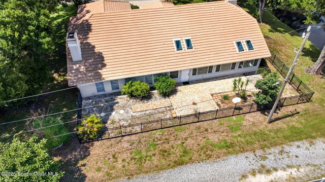 101 Island Grove Drive, Merritt Island, FL 32952