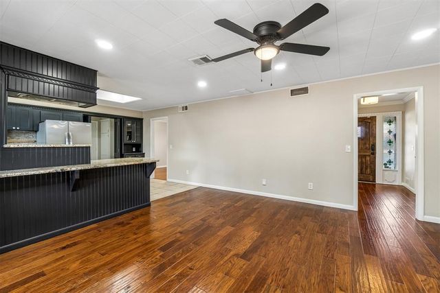 2304 NW 49th Street, Oklahoma City, OK 73112