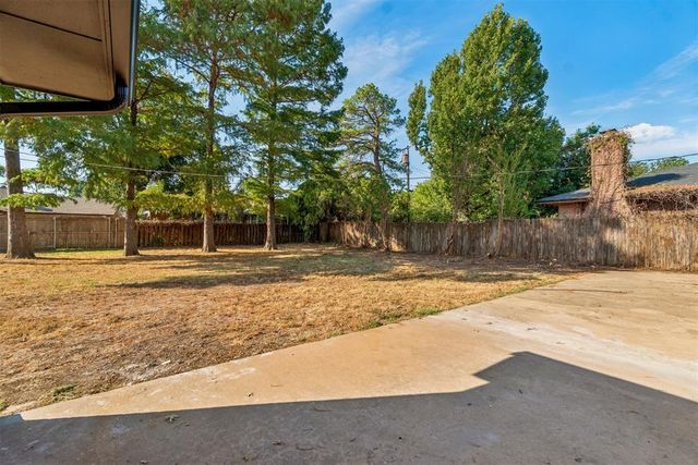 2304 NW 49th Street, Oklahoma City, OK 73112