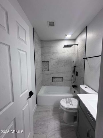 3008 W ANGELA Drive, Phoenix, AZ 85053