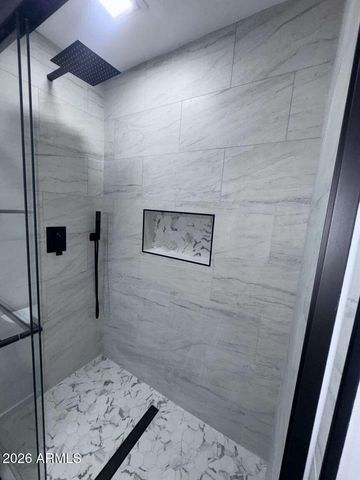 3008 W ANGELA Drive, Phoenix, AZ 85053