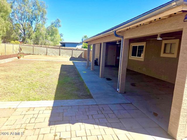 3008 W ANGELA Drive, Phoenix, AZ 85053