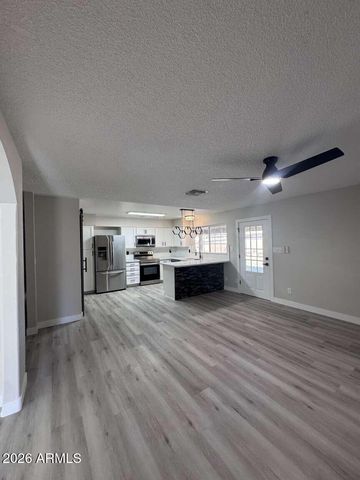 3008 W ANGELA Drive, Phoenix, AZ 85053