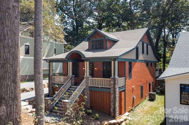 26 Grindstaff Drive, Asheville, NC 28803