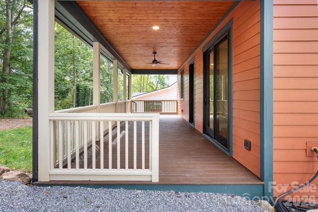 26 Grindstaff Drive, Asheville, NC 28803