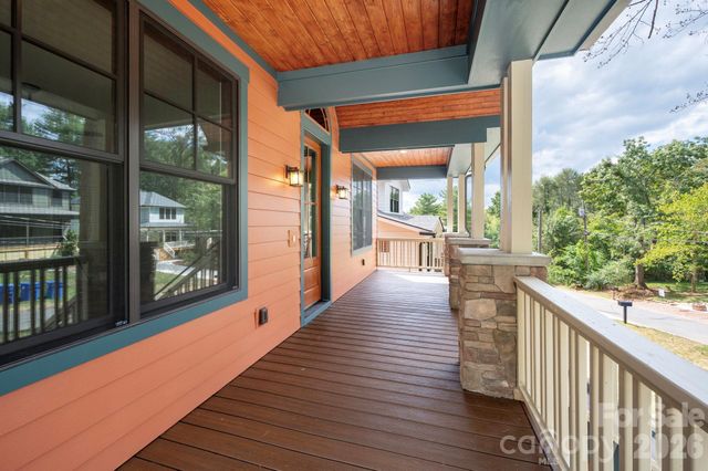 26 Grindstaff Drive, Asheville, NC 28803