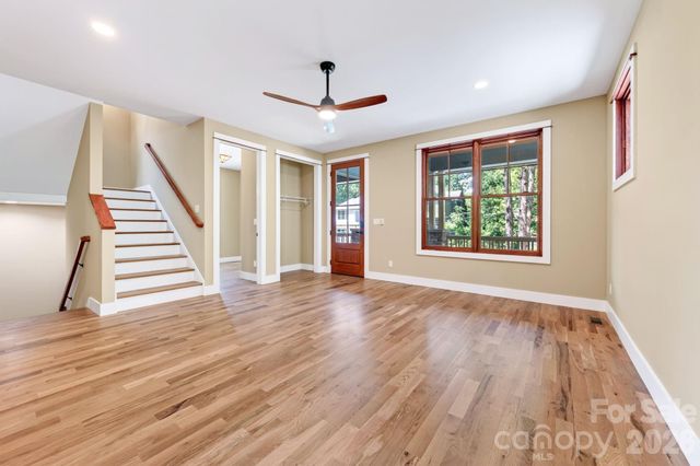 26 Grindstaff Drive, Asheville, NC 28803