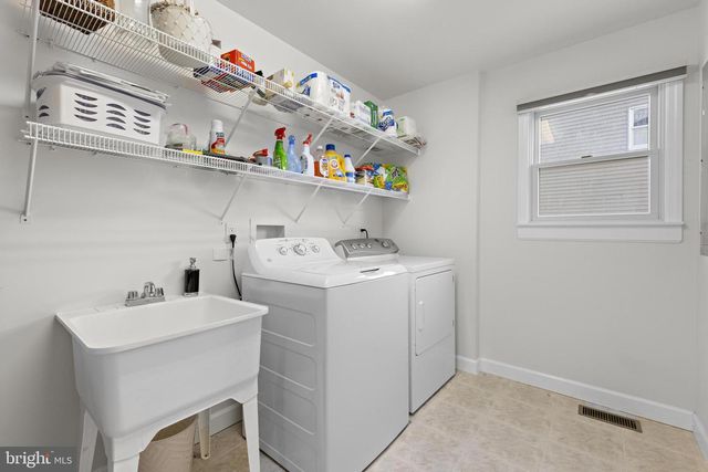 5004 S LONG BEACH BLVD, Long Beach Township, NJ 08008