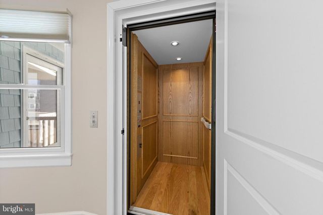 5004 S LONG BEACH BLVD, Long Beach Township, NJ 08008