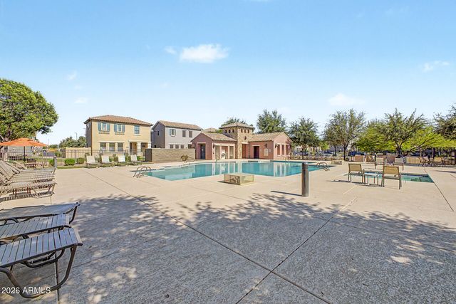 4749 E THUNDERHEART Trail 103, Gilbert, AZ 85297