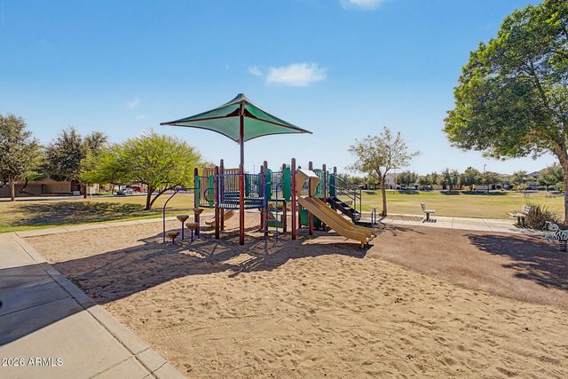4749 E THUNDERHEART Trail 103, Gilbert, AZ 85297