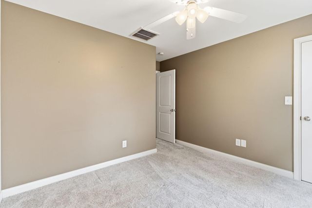 152 Sutton Pl Boulevard, Georgetown, KY 40324