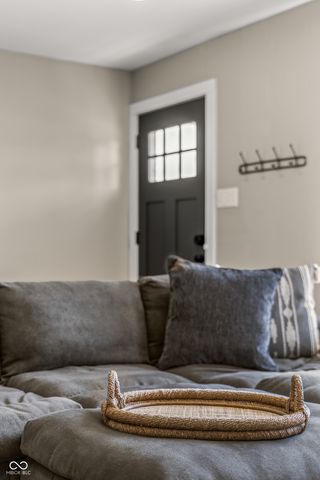 6716 E 96th Street, Fishers, IN 46038