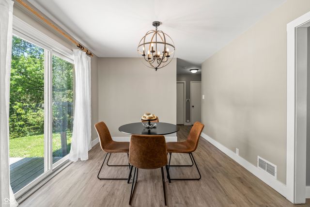 6716 E 96th Street, Fishers, IN 46038