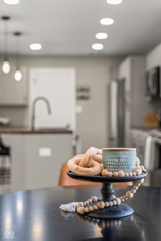 6716 E 96th Street, Fishers, IN 46038