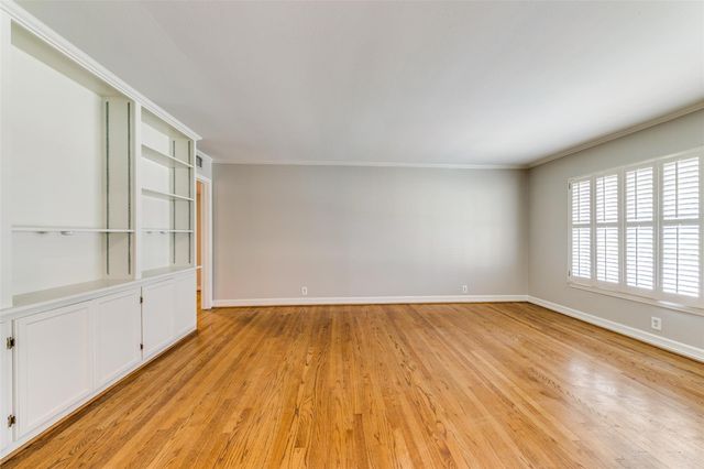6545 Winton Street, Dallas, TX 75214