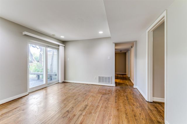 6545 Winton Street, Dallas, TX 75214