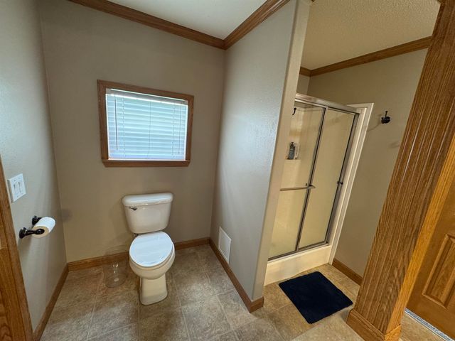 709 6th Street, Parkersburg, IA 50665