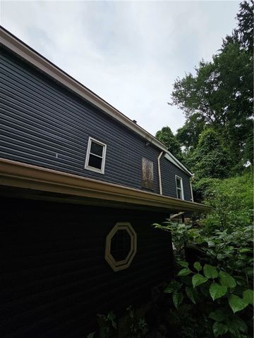 826 Parkwood Rd, Mt Oliver, PA 15210