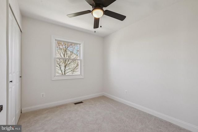 9662 WESTPORT LN, Burke, VA 22015