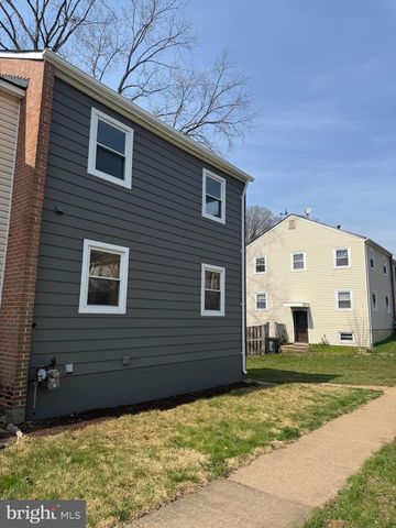 9662 WESTPORT LN, Burke, VA 22015