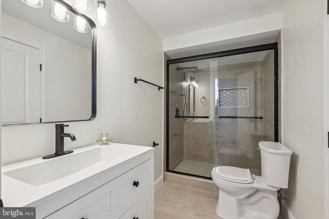 9662 WESTPORT LN, Burke, VA 22015