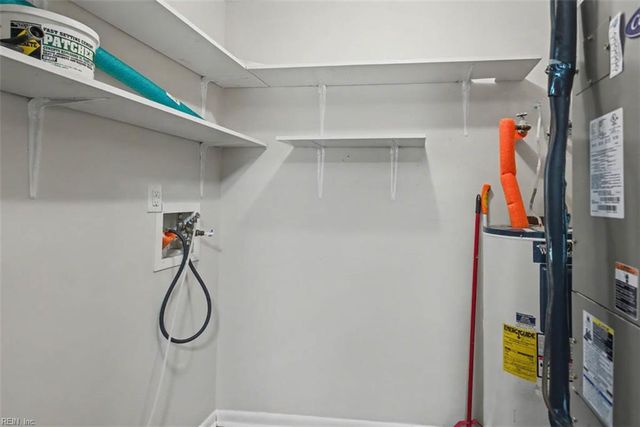 1511 Monterry PL, Newport News, VA 23608