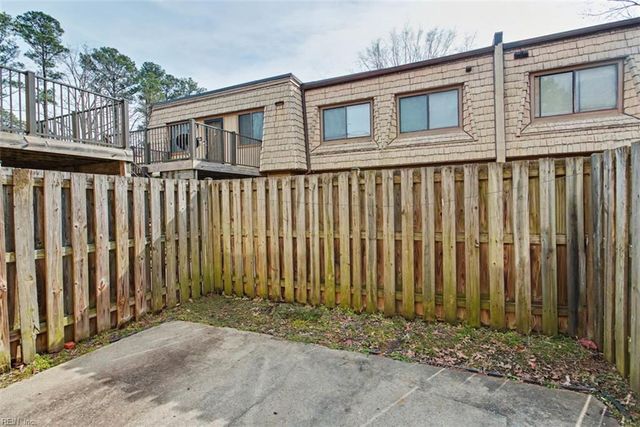 1511 Monterry PL, Newport News, VA 23608