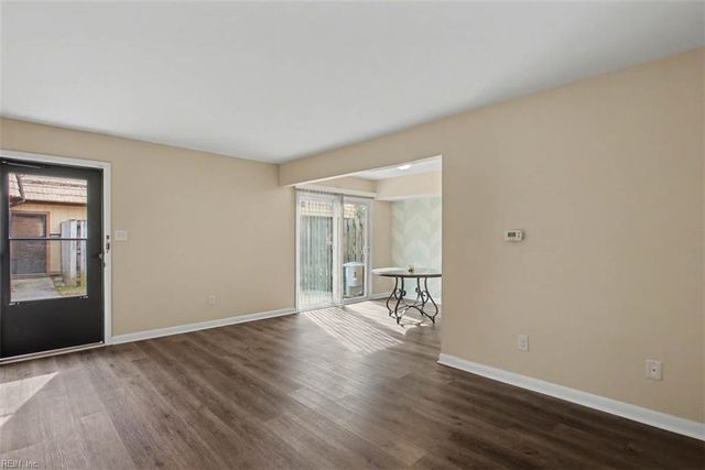 1511 Monterry PL, Newport News, VA 23608