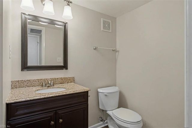 1511 Monterry PL, Newport News, VA 23608