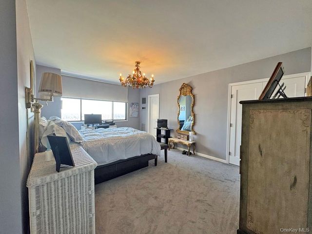 27110 Grand Central Parkway 24R, Floral Park, NY 11005