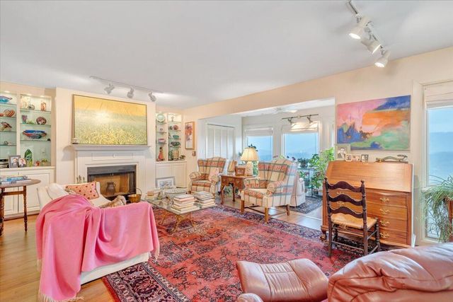 4923 Hunting Hills CT, Roanoke, VA 24018