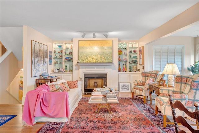 4923 Hunting Hills CT, Roanoke, VA 24018